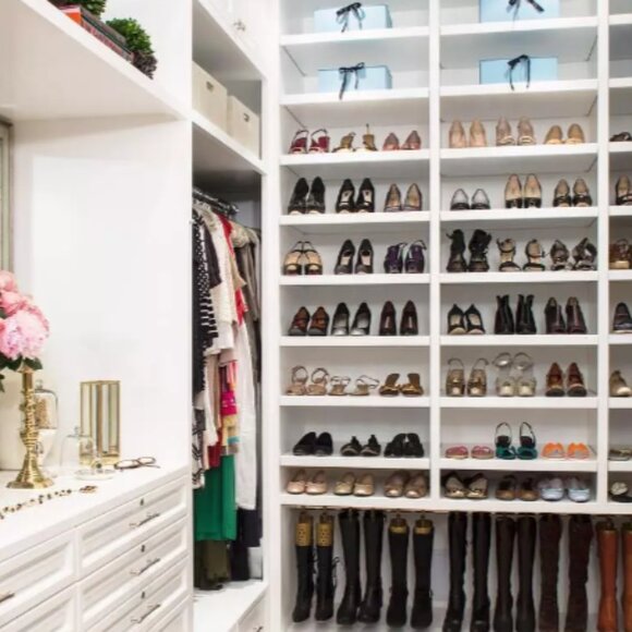 Meet your Posher, Rebecca - Picture 2 of 4